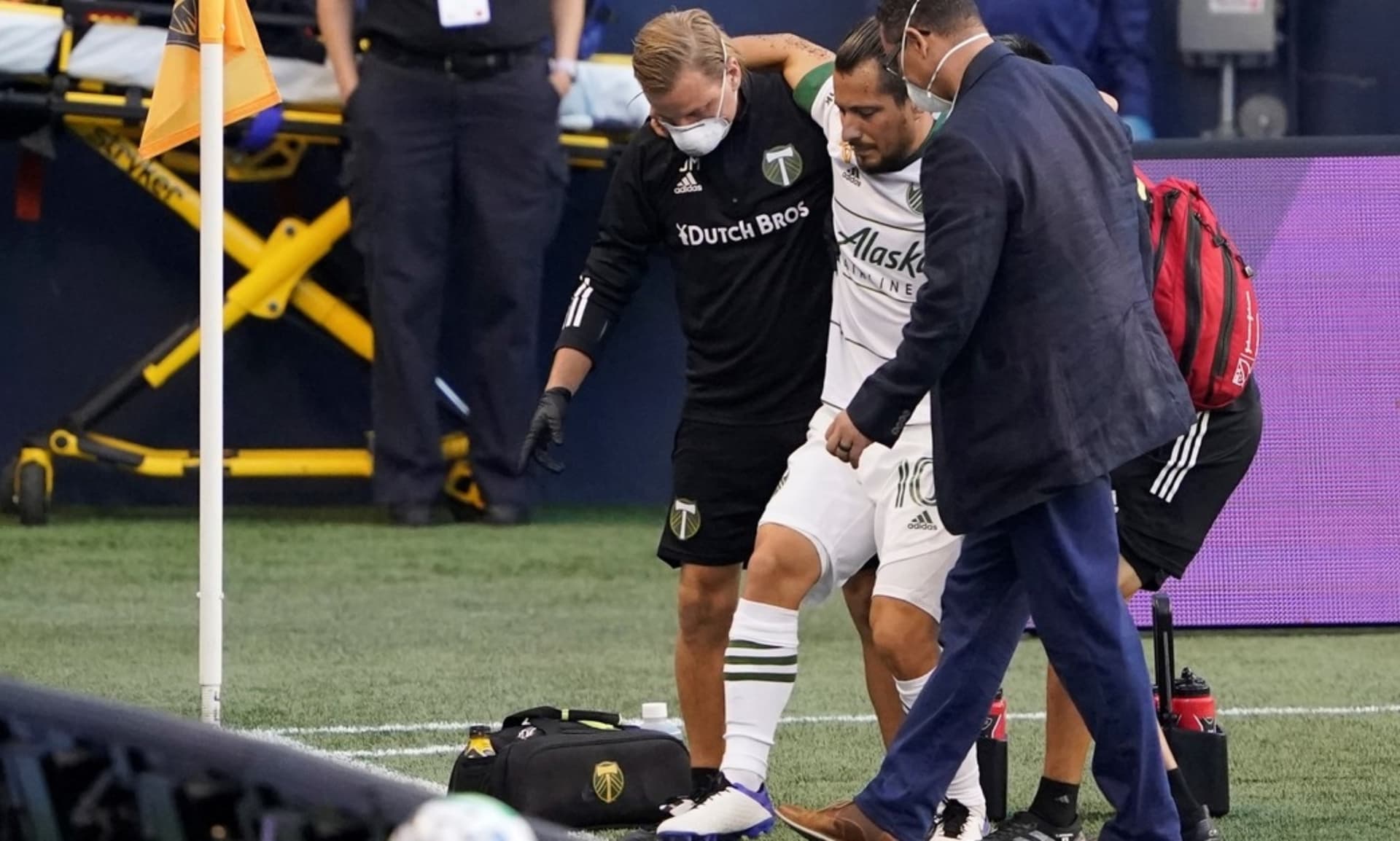 Sebastian Blanco’s knee injury in the Portland Timbers' Sunday match against Seattle concerns everyone in the franchise. Know the key for his recovery.