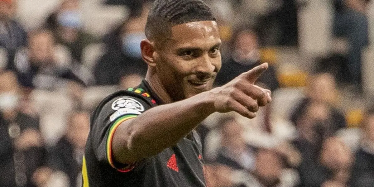 Sebastien Haller broke Erling Haaland record of eight goals in the first five games in the UEFA Champions League.