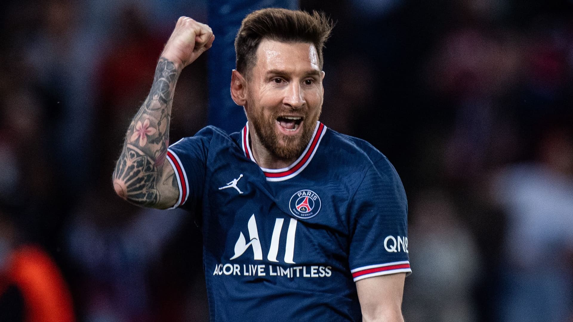 See how much NBA highest paid player Stephen Curry earns in a season compared to Lionel Messi deal with PSG.