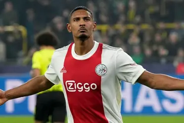 See the Ajax star striker that is lighting up the UEFA Champions League stage.