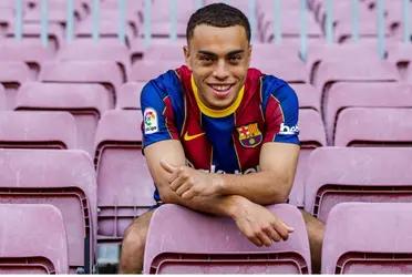 Sergiño Dest, Barcelona's recent addition at right back, chose to play for the USMNT over the Netherlands.