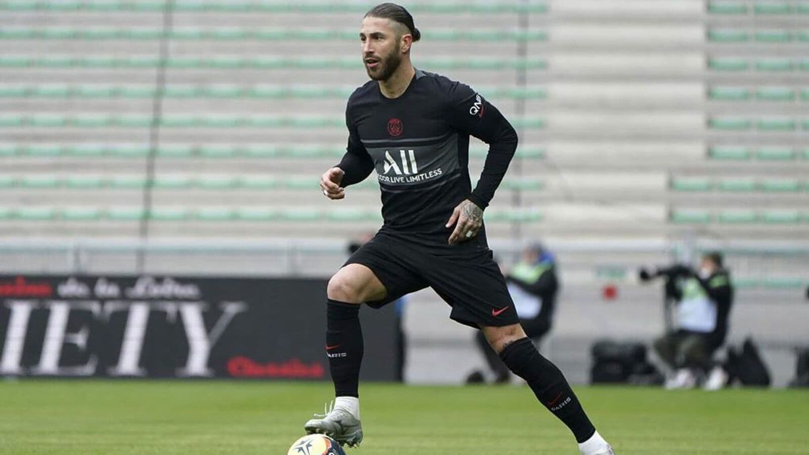 Sergio Ramos finally made his first appearance for PSG today. See how much salary he has collected despite not playing for months.