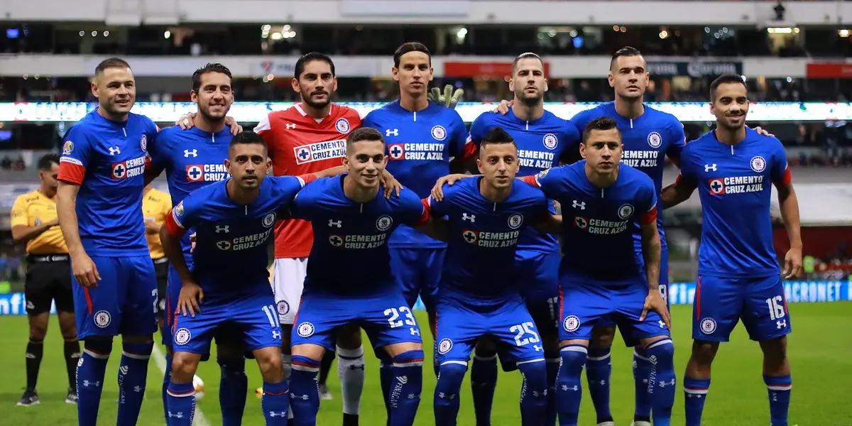 Since the 1934-1935 season, no team that had a long undefeated streak was able to become champion.