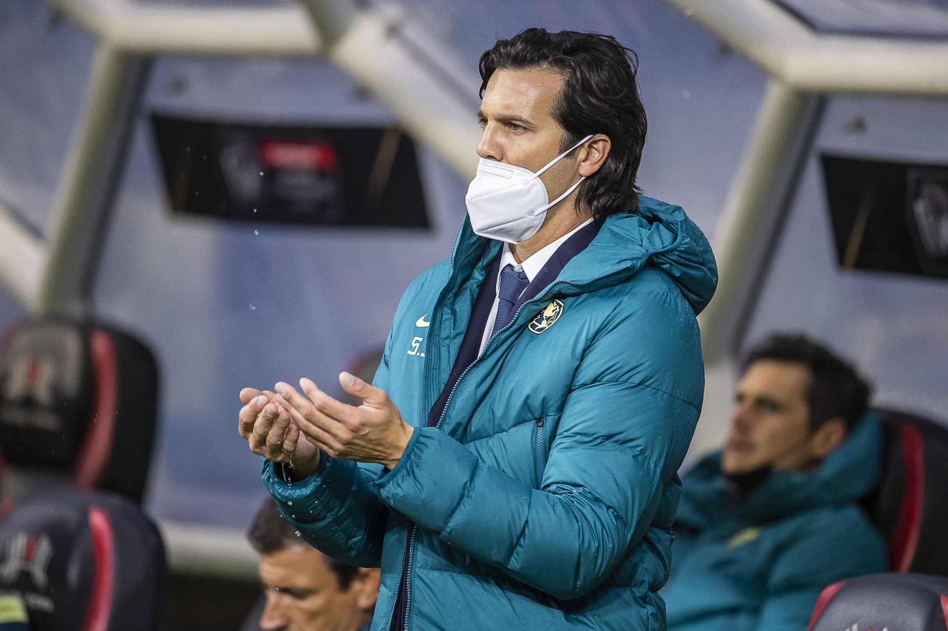 Solari has relegated to the bench and even consider sending him to play with the U-20 squad.