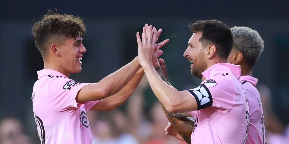 Tata Martino replaced the captain towards the end of the game and the people had a reaction that went around the world.