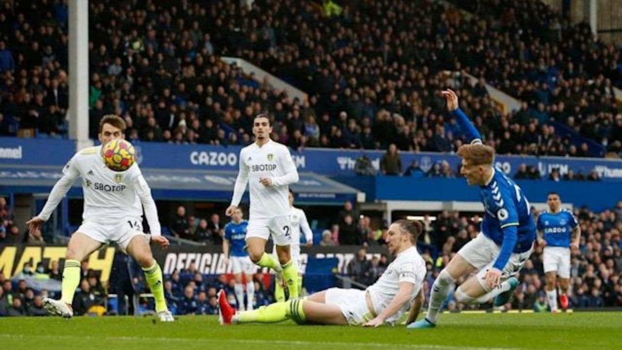 Thanks to this resounding result, Frank Lampard's men have extended their cushion over the relegation zone.
