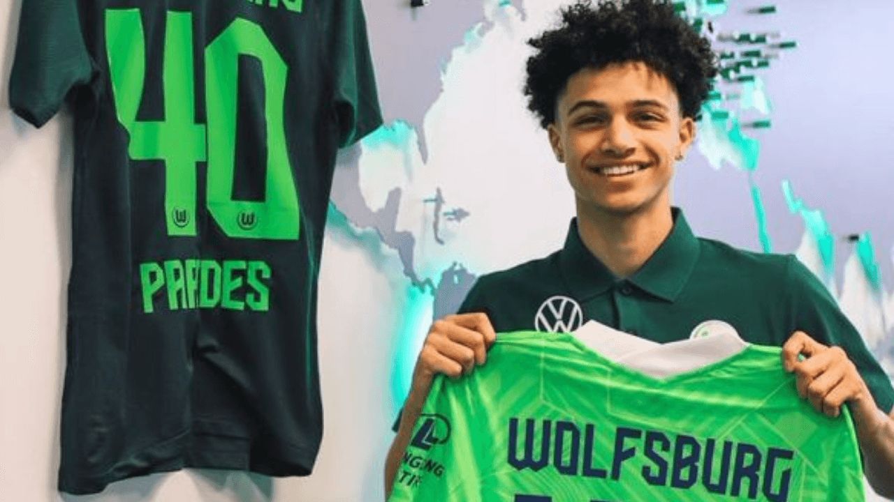 The 18-year-old left-back and USMNT international joins the long list of players who have emigrated to European soccer this year.
