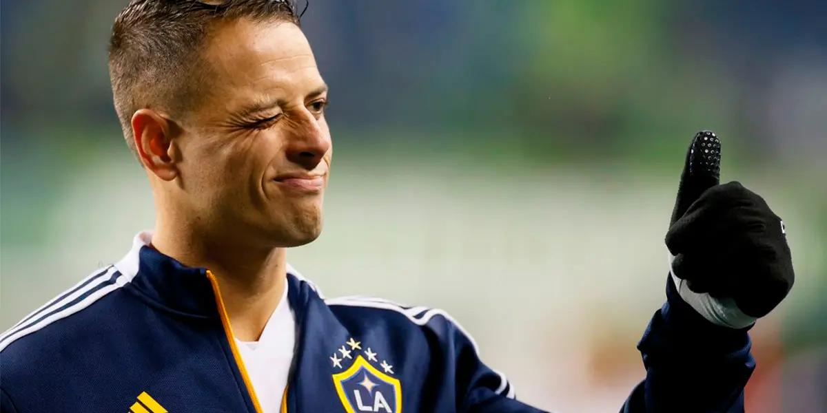 The 18-year-old played only 5 minutes but he almost scored on his debut.