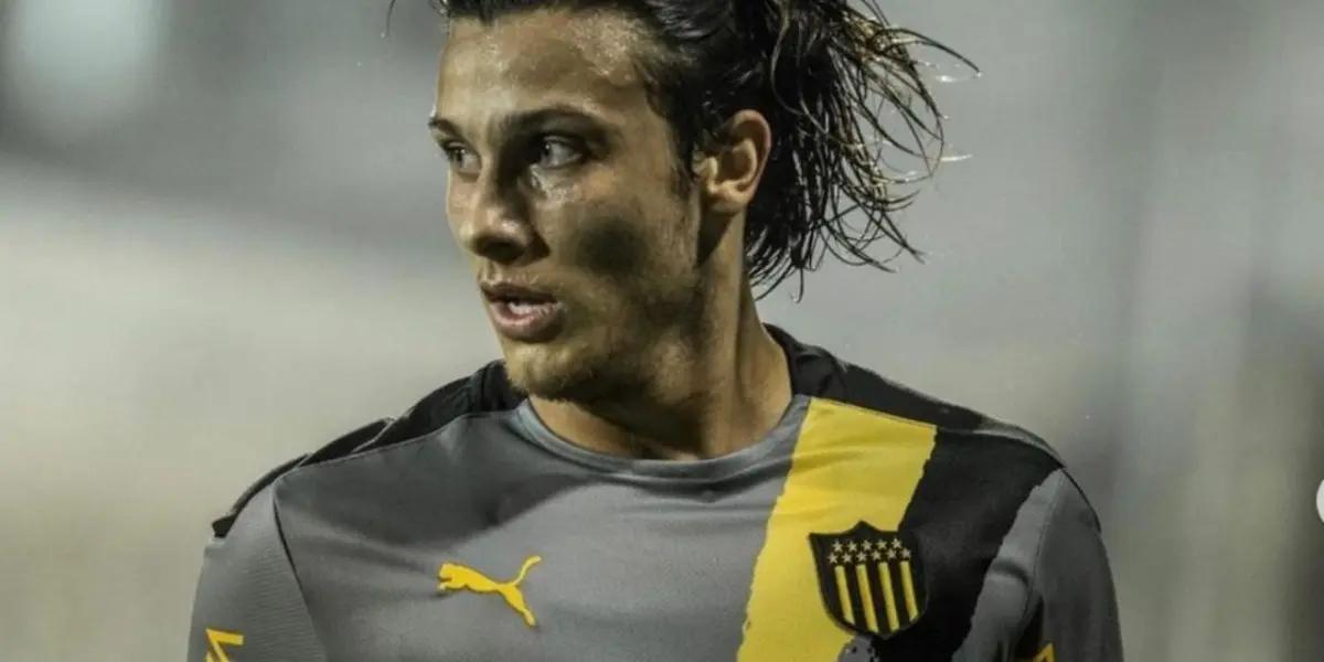 The 23-year-old Uruguayan player was awarded the MVP of the Uruguayan First Division Championship, a tournament he won this year with Peñarol.