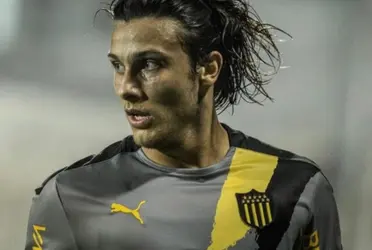 The 23-year-old Uruguayan player was awarded the MVP of the Uruguayan First Division Championship, a tournament he won this year with Peñarol.