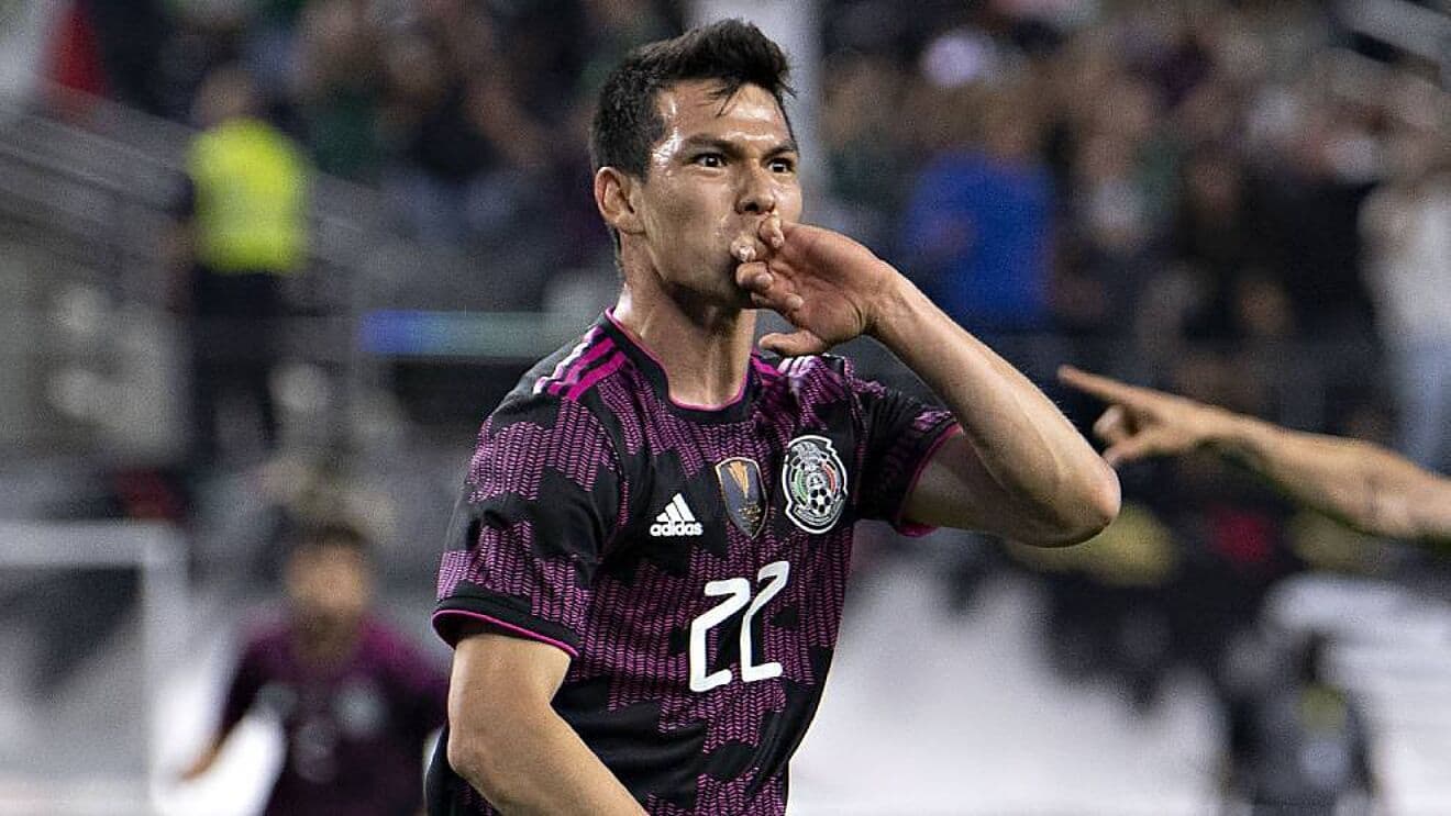 The 32-year-old right-winger hasn't wore El Tri colors since Russia 2018.