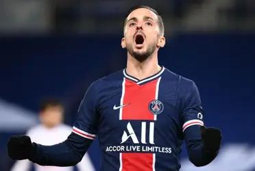 The agent of Spanish player Pablo Sarabia is reportedly offering him to Turkish club Besiktas as he prepares for a potential exit from PSG.