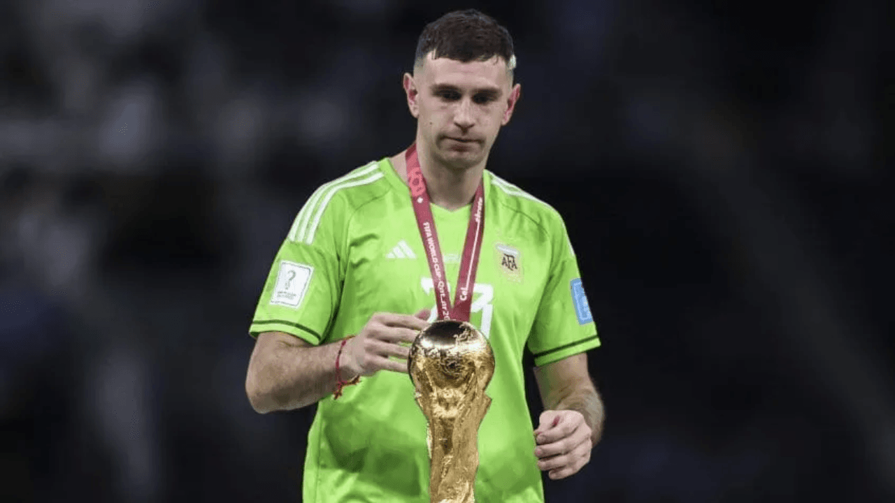 The Albiceleste goalkeeper continues to give reasons to be considered as one of the most important members of the champion team