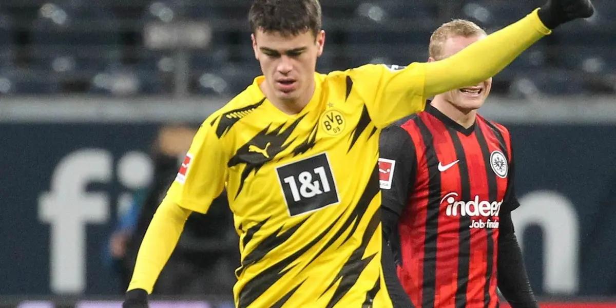 The American early star impressed soccer world once again with the goal he scored with Borussia Dortmund.