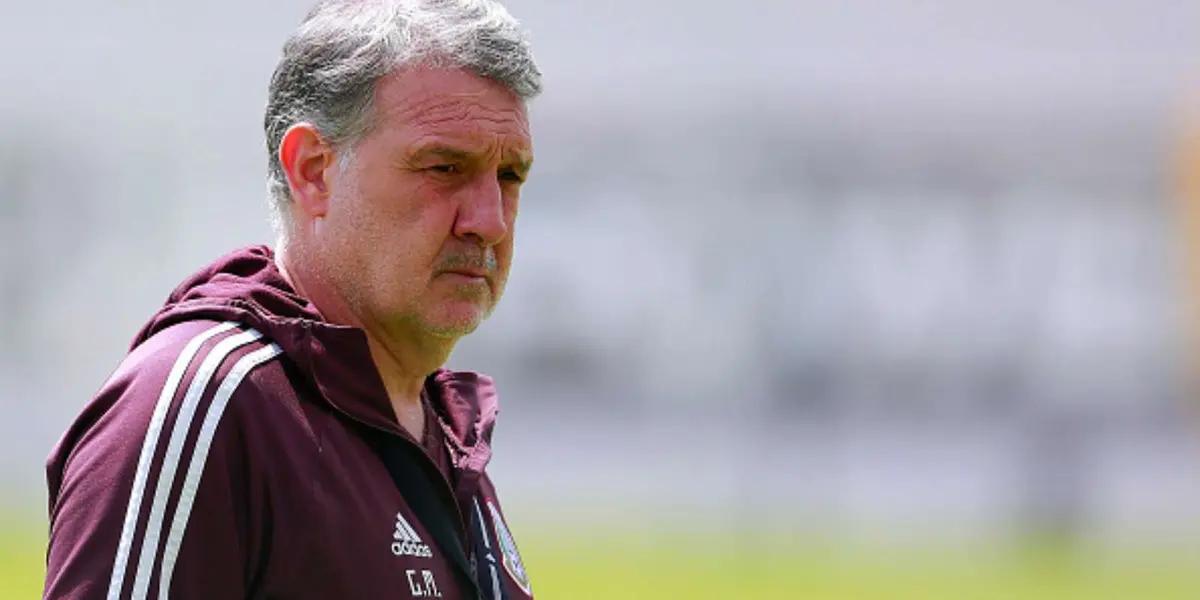 The Argentine coach didn’t travel with the team.