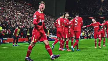 The Argentine made it 2-0 for the Reds in the 36th minute at Tottenham Stadium.