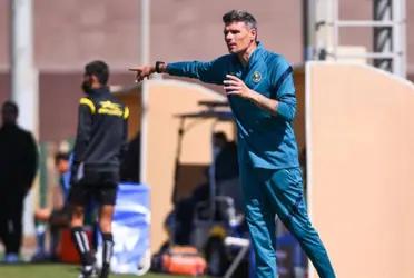 The Argentinean is a former player with an extensive international career and will coach the Aguilas at least for the match against Monterrey.