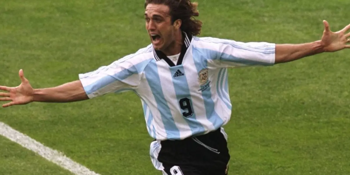 The Argentinian legend can’t play soccer, for a problem in his ankle, and changed to another sport.