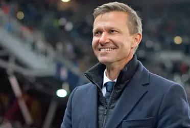 The arrival of the American coach was an open secret since the home side lost 0-1 to Tottenham at Ellan Road.