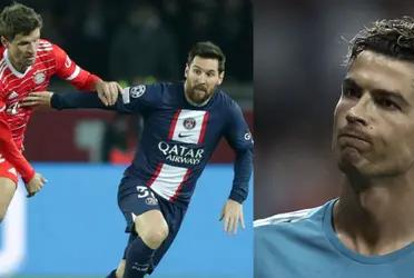 The Bayern Munich footballer referred to the possibility of having dinner with one or the other.