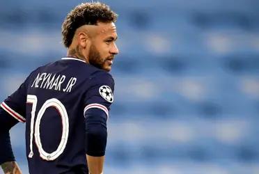 The Brazil and Paris Saint-Germain star impressed the whole world with his soccer skills, but he wanted to have fun and used his fame to get another job.