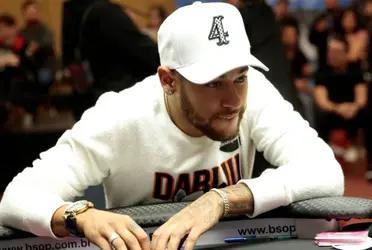 The Brazilian is a big fan of poker and this is what he could gain if he quits soccer to be a pro player.