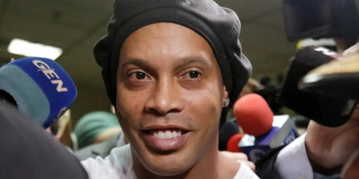 The Brazilian legend was announced to join a Mexican side and this is what happened next.