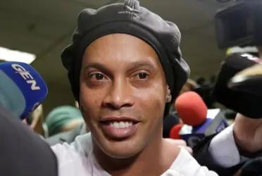 The Brazilian legend was announced to join a Mexican side and this is what happened next.