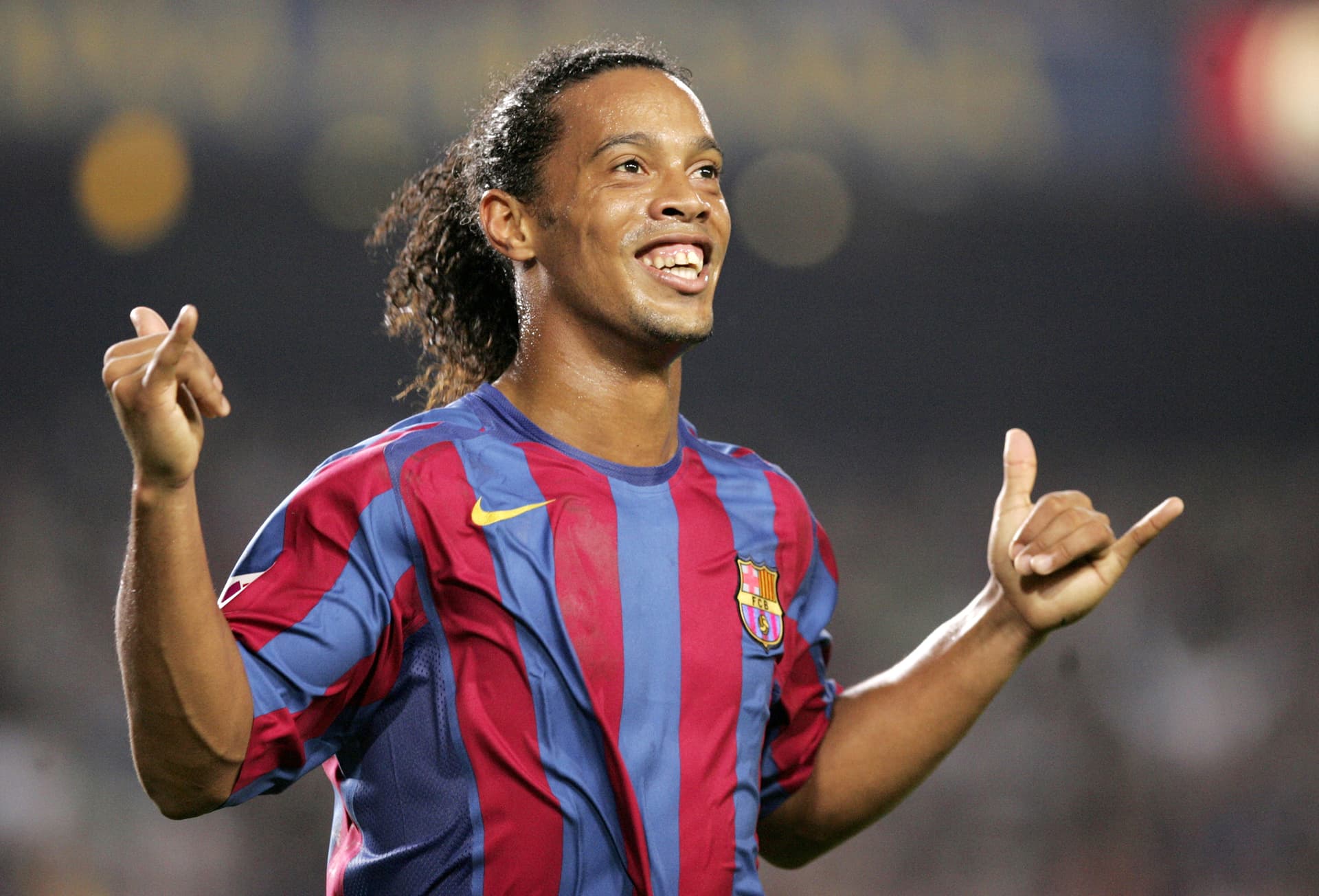 The Brazilian star has been going out with several women during his professional days in Europe.