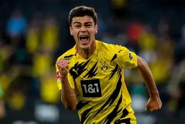 The Bundesliga side signed the USMNT star a new contract and guarantee he will stay with them.