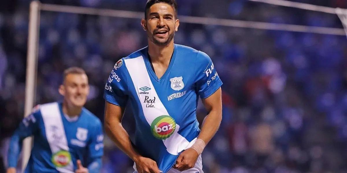 The Camoteros confirmed their status as the best team in the competition against a dispirited Rayados, who did not take advantage of Ferrareis' 53' sending-off.