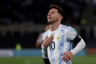 The captain of the national team simply shared a photo from the room, but all the fans went crazy, before his match against Paraguay.