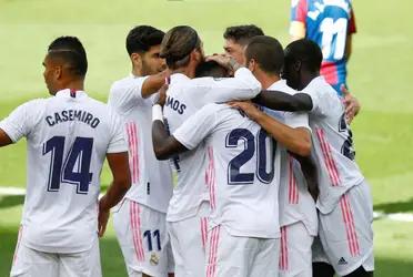 The coach has decided not to consider them anymore, and the club is planning to let them go as soon as possible.