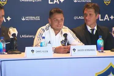 The coach spoke about Javier Hernández's problems when he is on the soccer field and why he is considering him as a substitute.