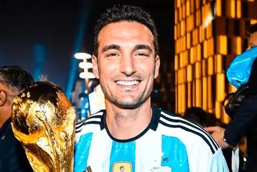 The coach still hasn't resolved his future in the Argentine team