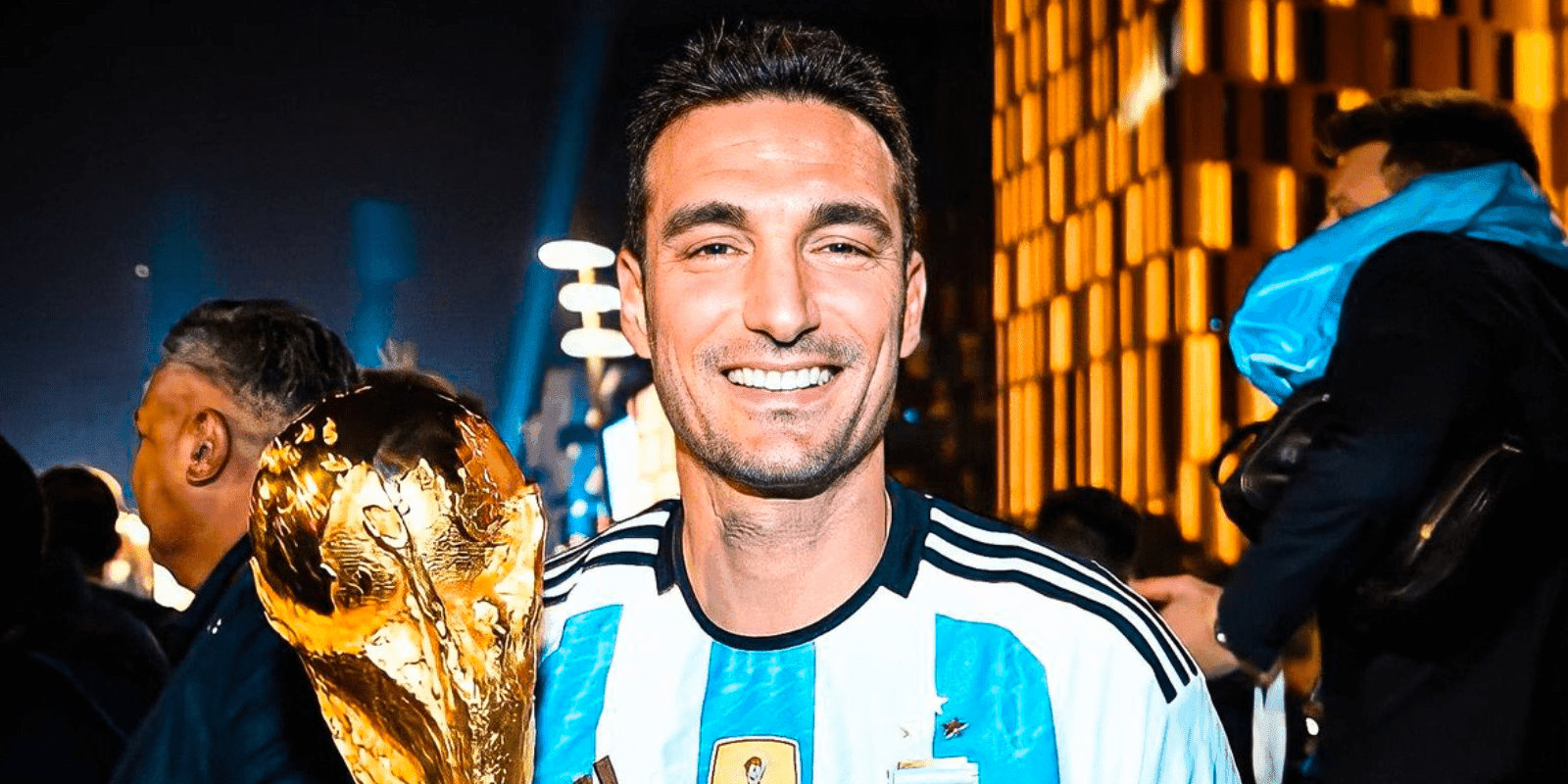 The coach still hasn't resolved his future in the Argentine team