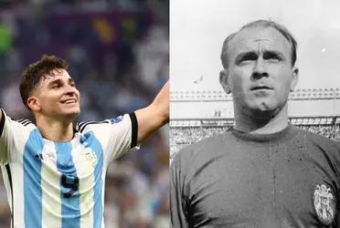 The comparison of Julian Alvarez with one of the best in history