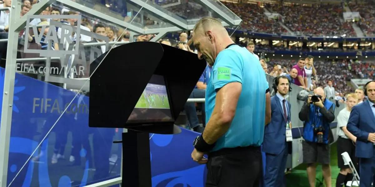 The constant complaints of the fans would manage to modify the use of technology