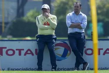 The controversial daughter of the Mexican coach Miguel Herrera, through his social networks, assures that Santiago Baños was not loyal to his friend