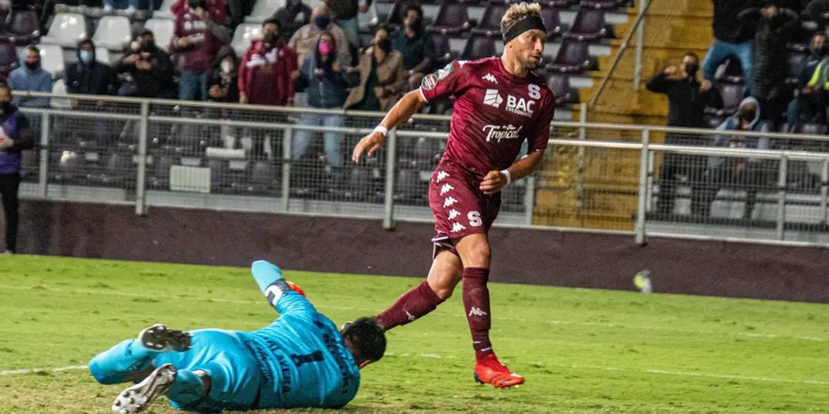 The Costa Rican right-winger is the only survivor of the final in which Saprissa defeated the Universitarios.
