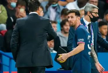 The drama in the PSG club is about head coach Mauricio Pochettino substituting Lionel Messi off and the Argentine showing his displeasure by snubbing his manager's handshake.