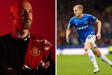 The Dutch midfielder is happy that his former Ajax coach has been announced as the new head coach of his current club.