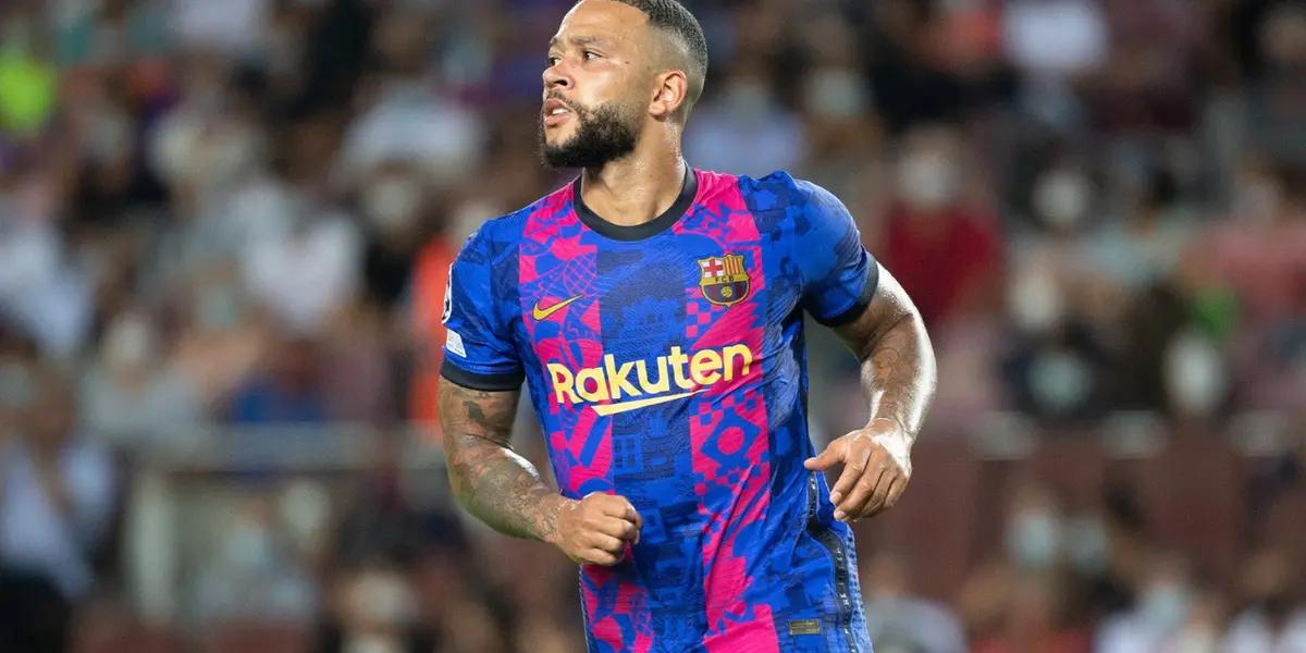 The Dutch striker has been consolidating with Los Culés, but Spurs want him and have started the bidding for him.