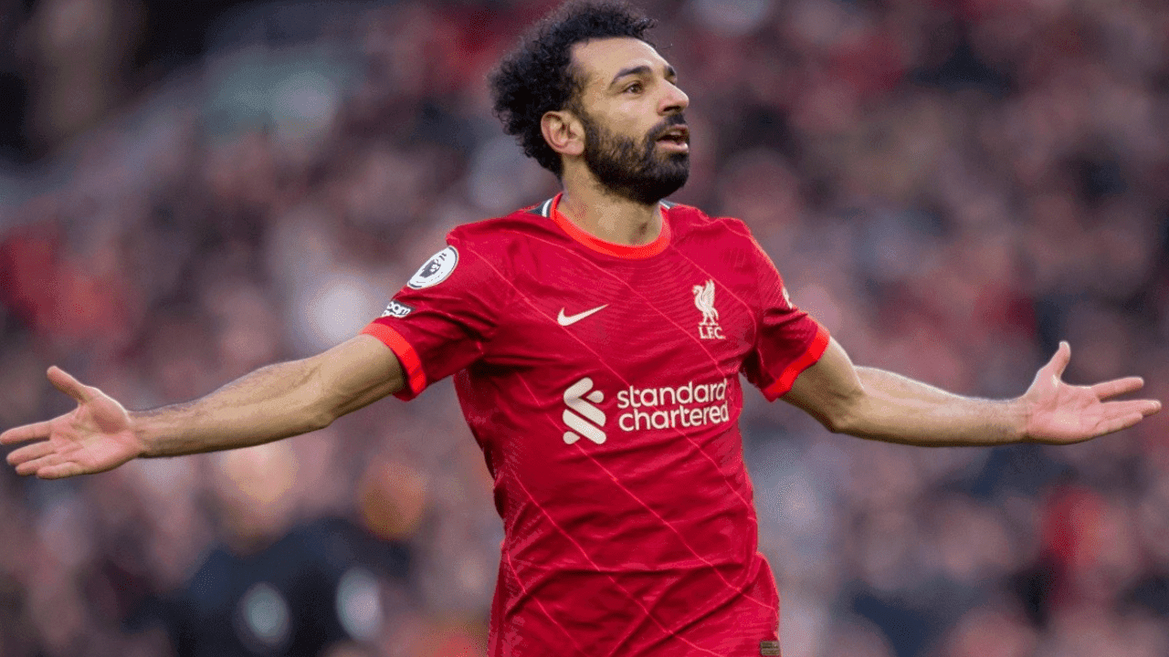 The Egyptian striker is experiencing real drama with his club and is threatening to leave.