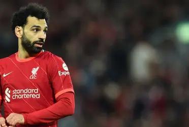 The Egyptian striker is still not renewing his contract with the Reds, who already have several teams bidding for the player.