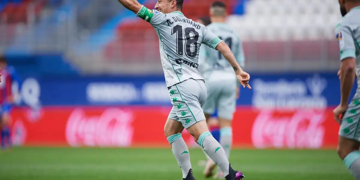 The experienced player chose his replacement