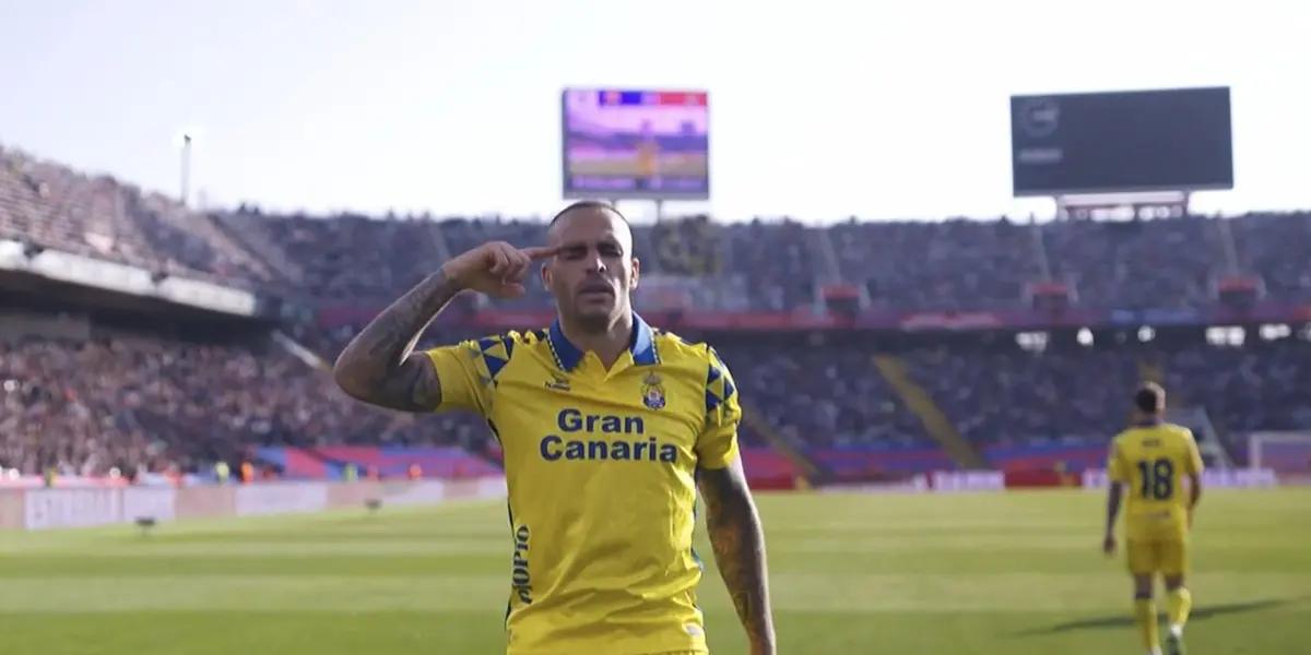 The former Barcelona player put Las Palmas ahead in away games
