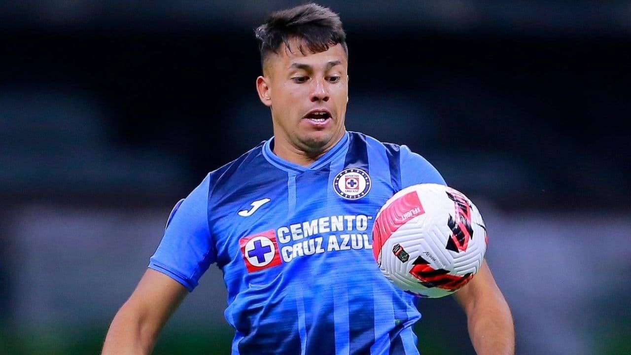 The former Colo-Colo striker joined La Máquina for the current Clausura 2022.