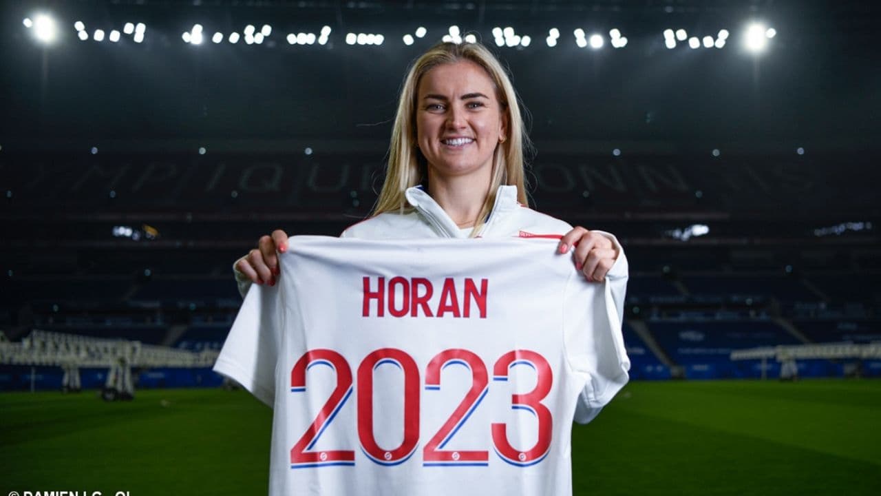 The former PSG player will play with the rivals.