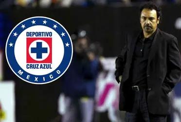 The former striker apologized by his upset reaction against Cruz Azul sports director after he accused him of lying.
